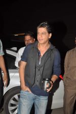 Shahrukh Khan snapped during photoshoot at Mehboob Studios in Mumbai on 6th Aug 2013 (54).JPG